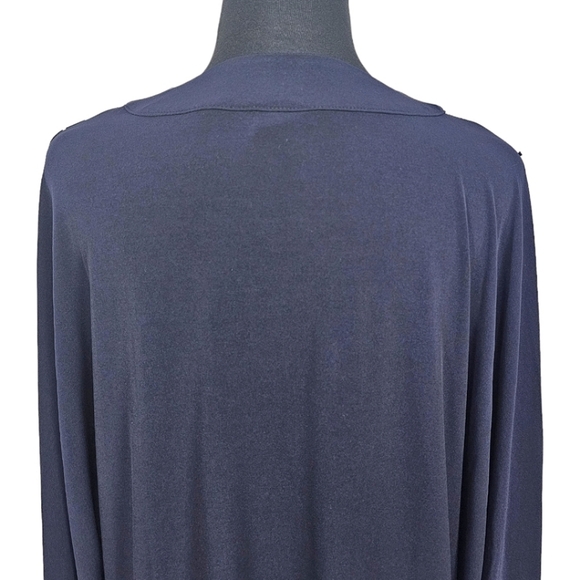 Chico's Knit Kit Colorblocked Floral Shadows Elbow Sleeves V-Neck Top Navy White - Picture 12 of 16